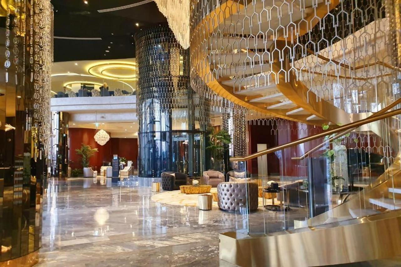Aparthotel Damac Royale Damac Towers Dubai Esterno foto