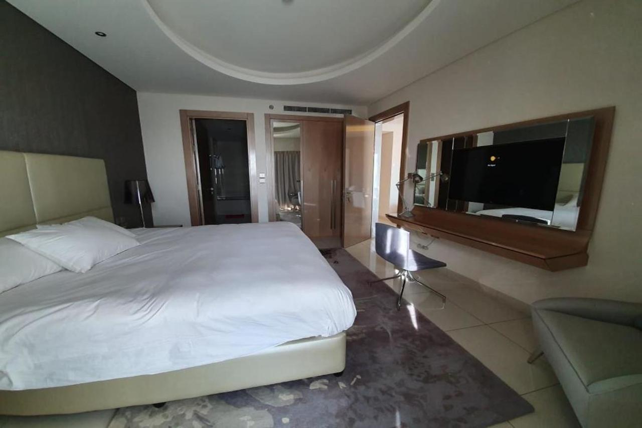 Aparthotel Damac Royale Damac Towers Dubai Esterno foto