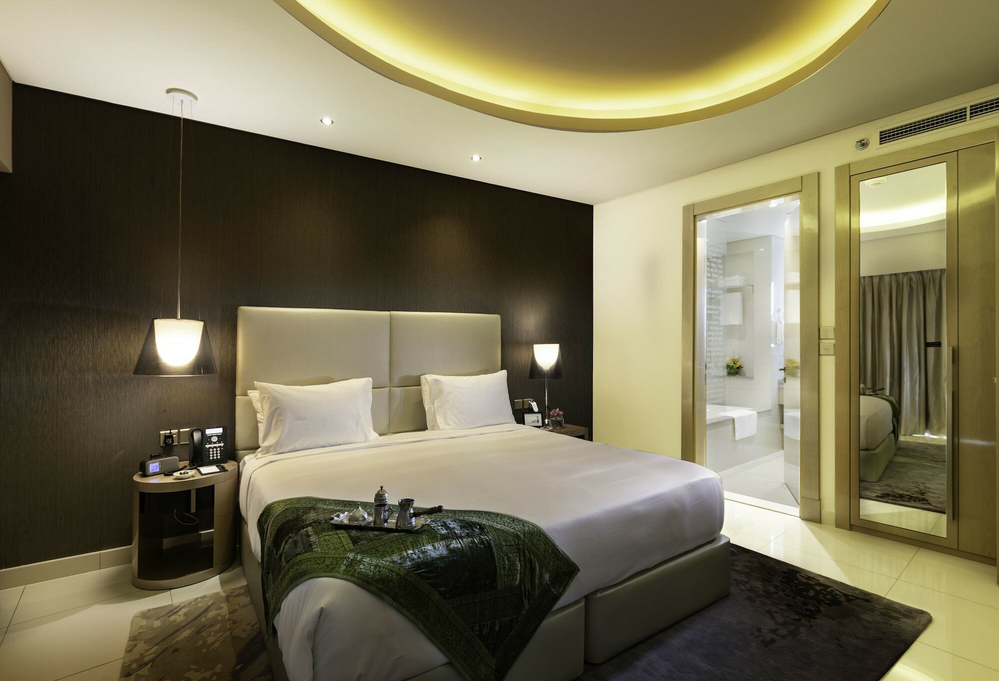 Aparthotel Damac Royale Damac Towers Dubai Esterno foto
